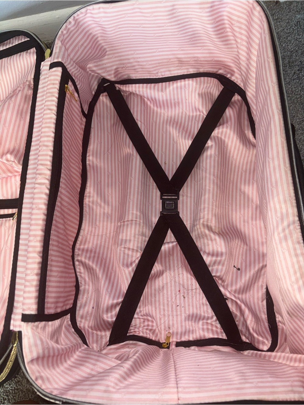 Victoria Secret Python Wheelie Carryon Suitcase - Picture 9 of 14